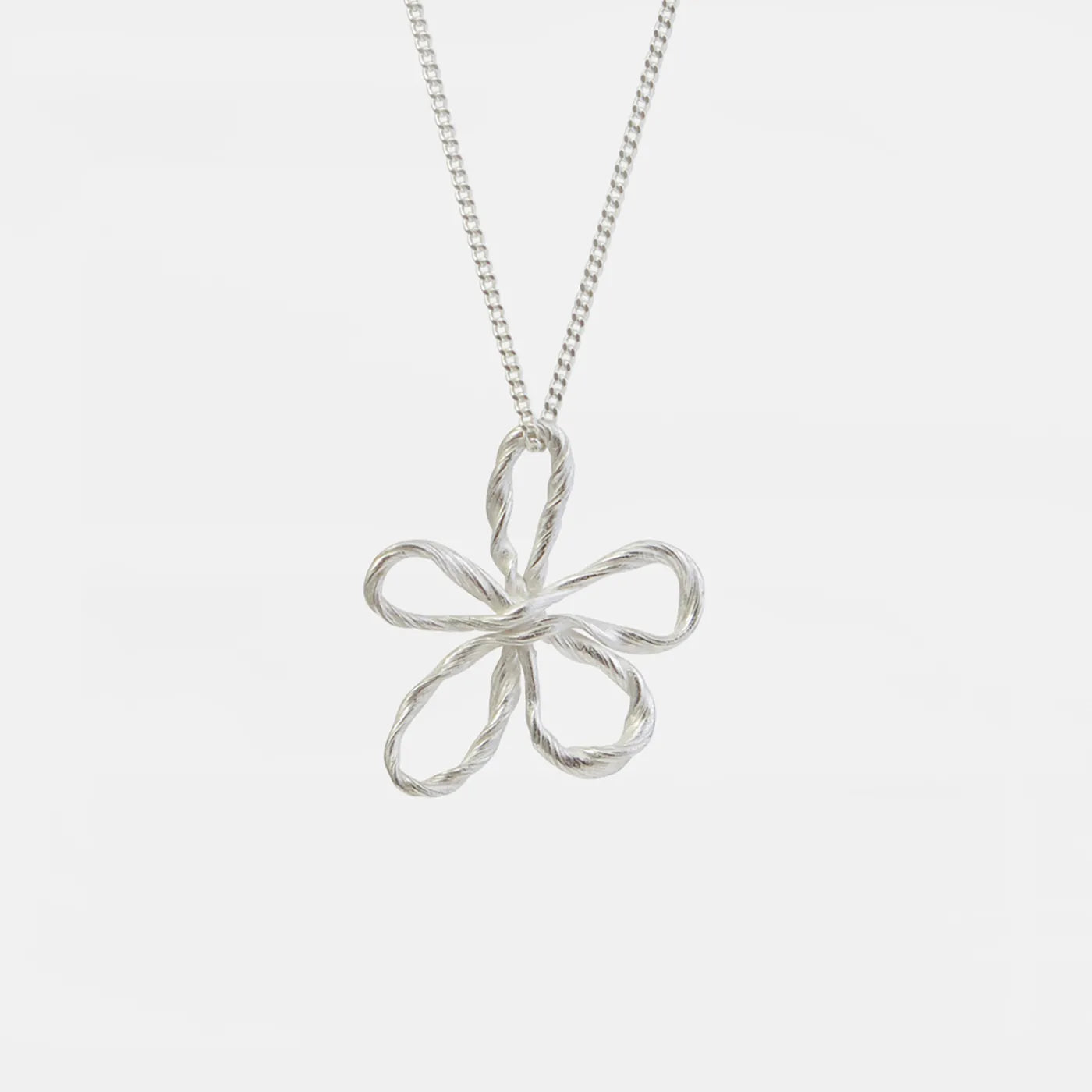Produktbild Halskette Blumenknoten - silber